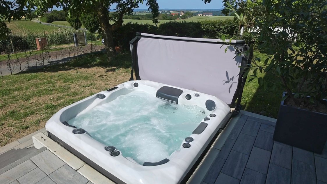 Accommodation DE-1092629-Burgbrohl