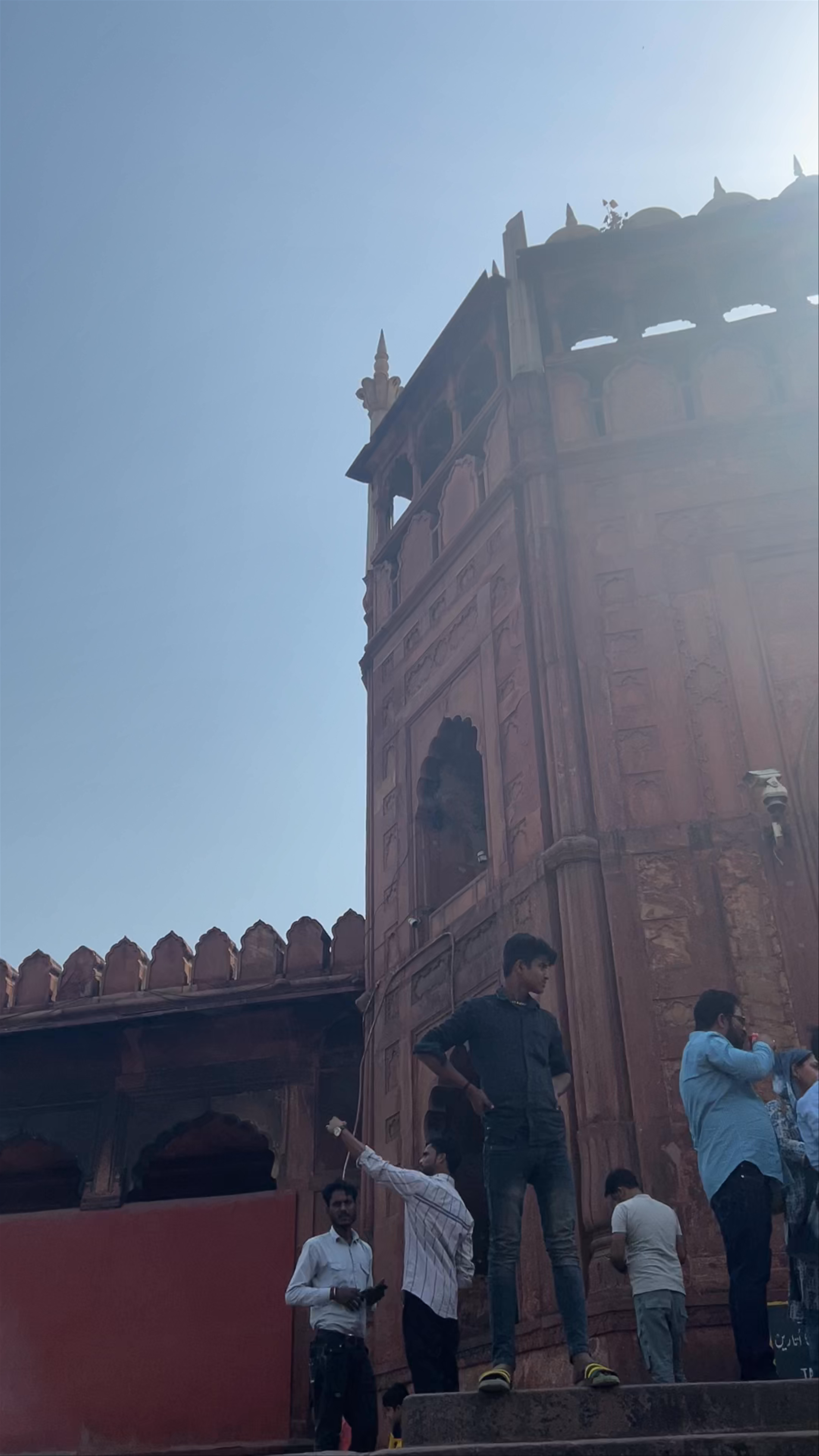 Exploring the Majestic Red Fort in New Delhi