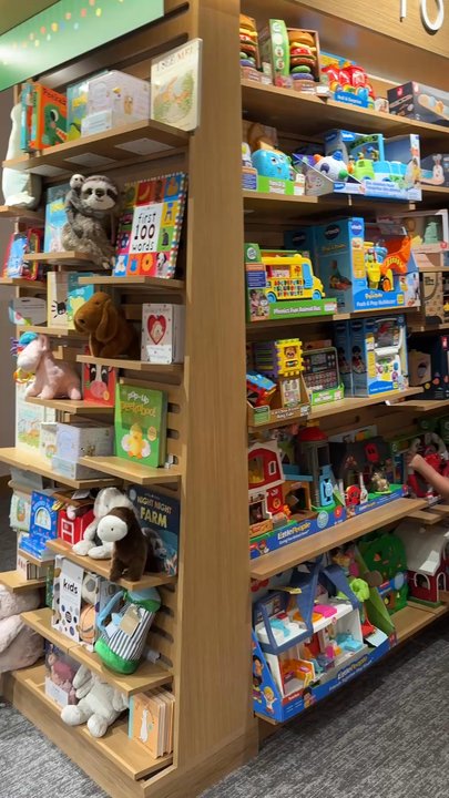 Barnes & Noble - Bookstores Near Me - Clovis, California
