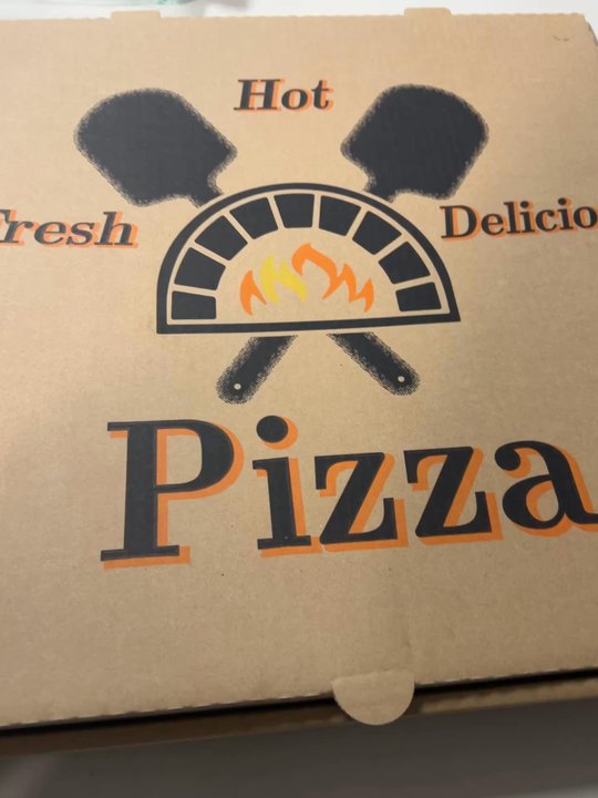 Thai Curry Pizza - Chicken Thai Curry Pizza with Chicken - Large - Pizza Near Me - Long Beach, California