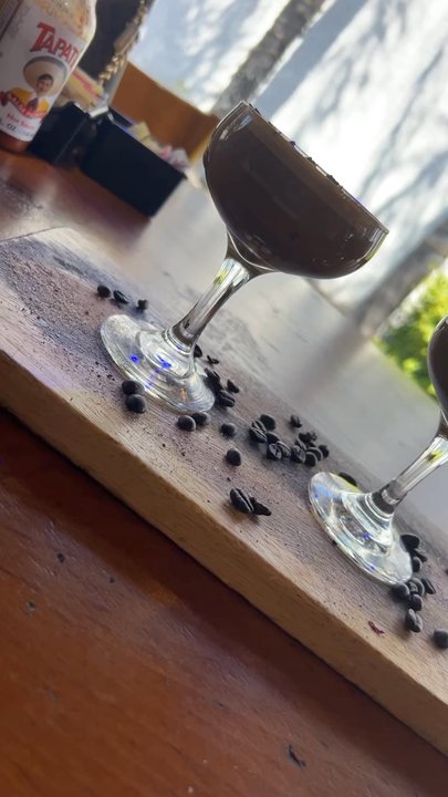 Nina’s Cafe Bar - French Near Me - Bell, California