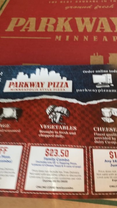 Parkway Pizza - The Unboxing of a delicious thin crust Mushroom & Cheese - Pizza Near Me - St Louis Park, Minnesota