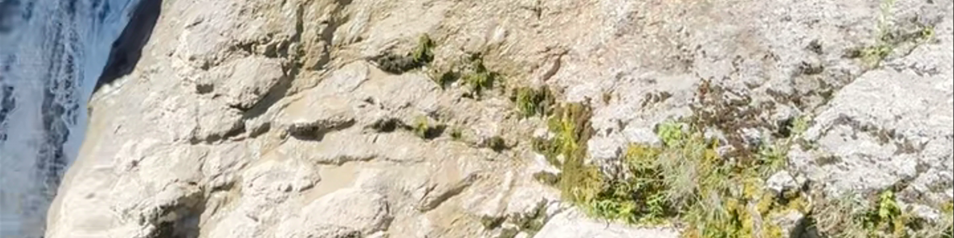 Abhesi Waterfall