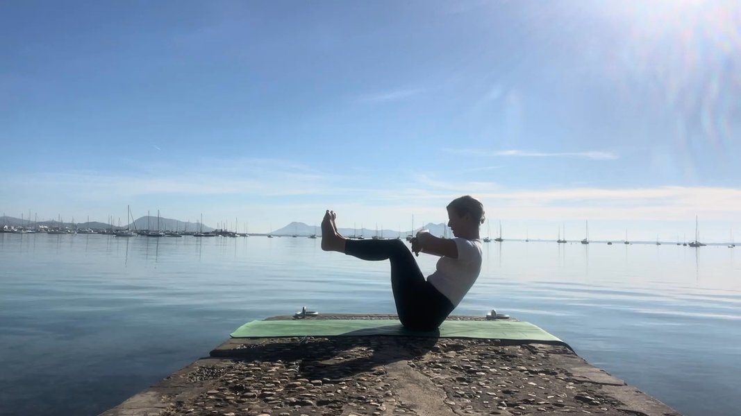 Yoga for beginners (part 4).