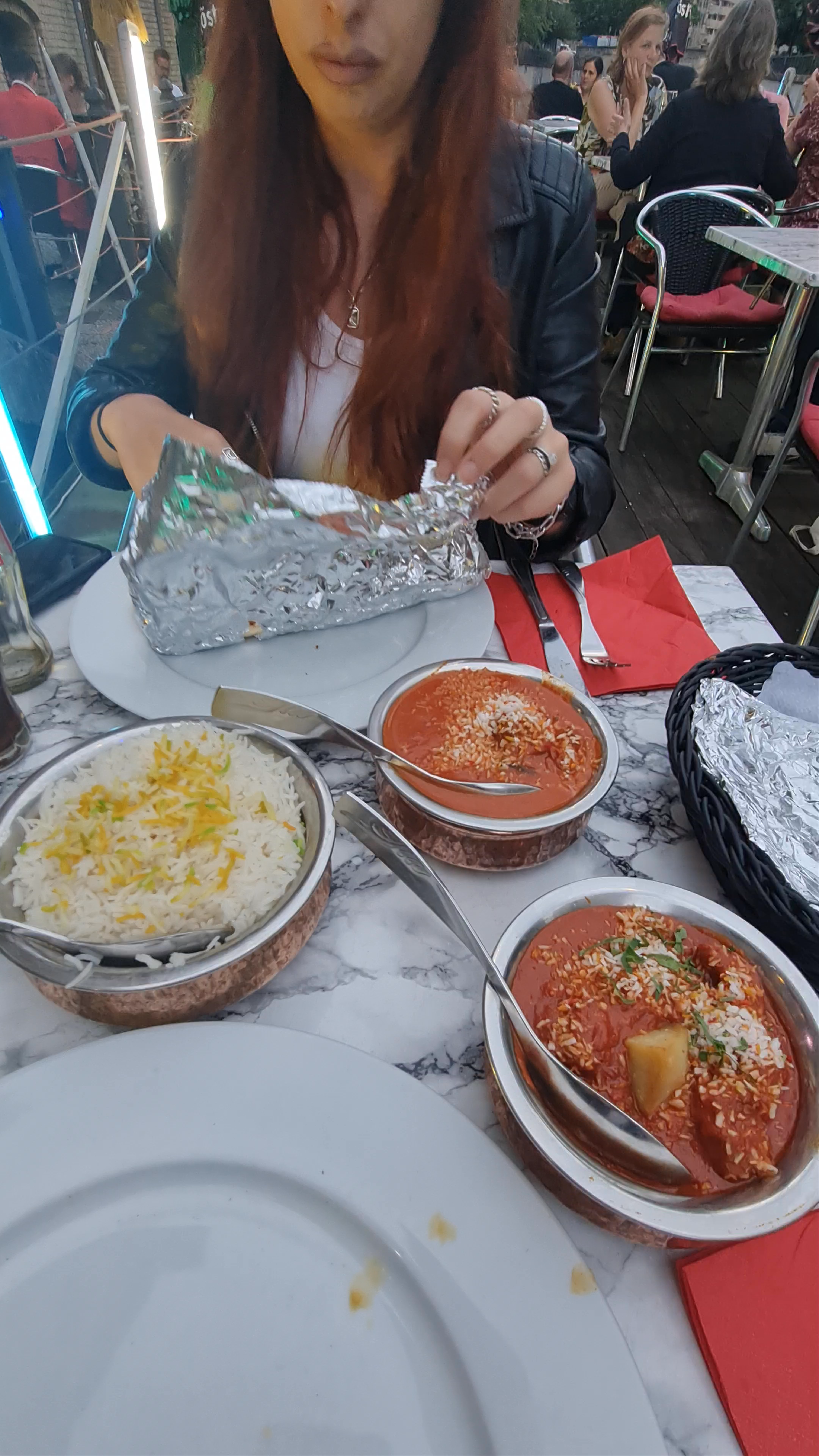 Dining Al Fresco at Shezan, Neue Roßstraße, Berlin