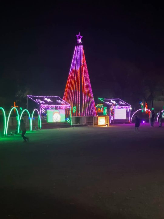 Chisholm Trail Park - Radio display of lights - Parks Near Me - Yukon, Oklahoma