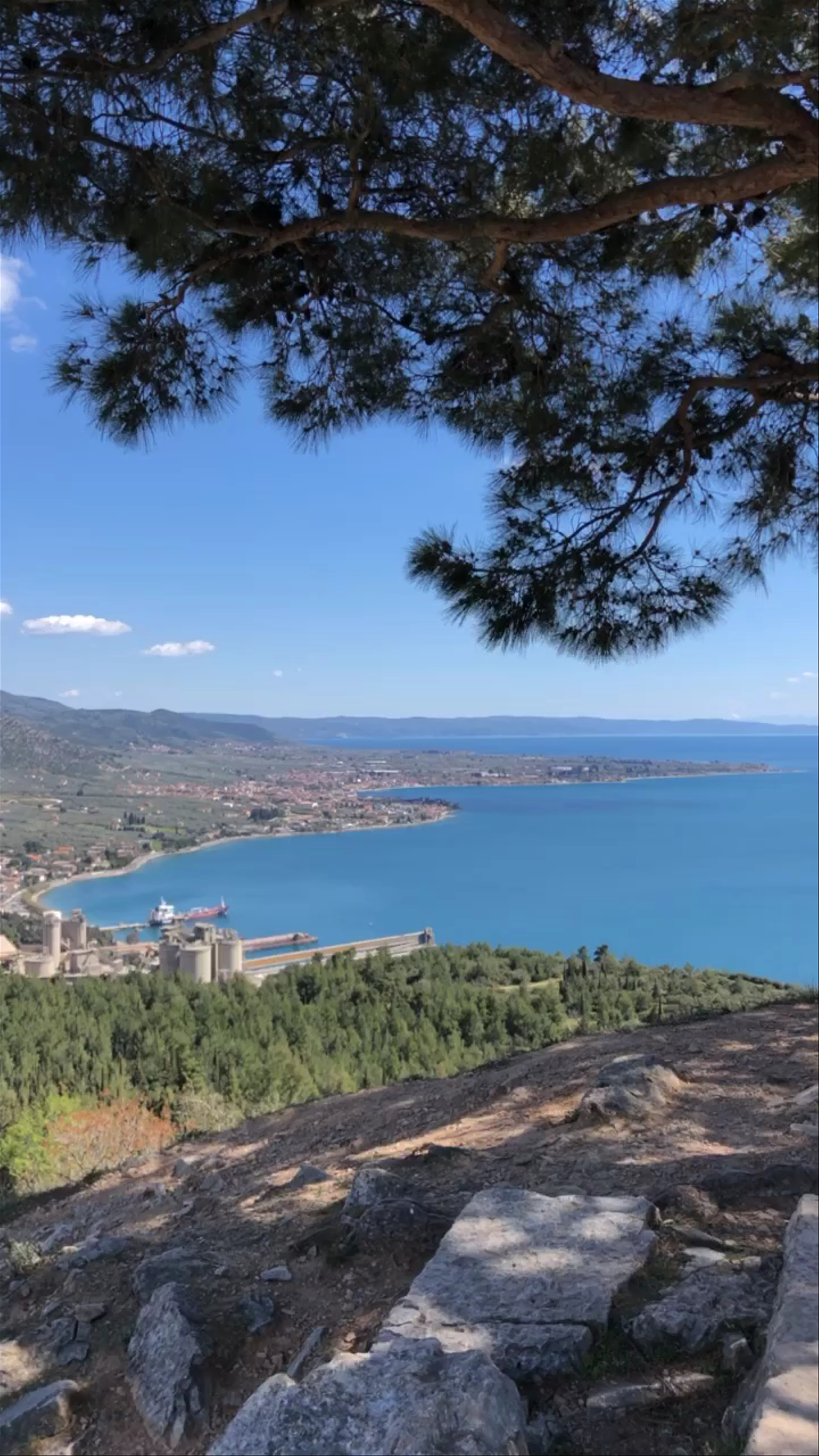 Goritsa Hill, Portaria