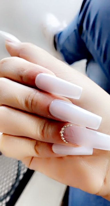 VIP Nails & Spa - Nail Salons Near Me - Clovis, New Mexico