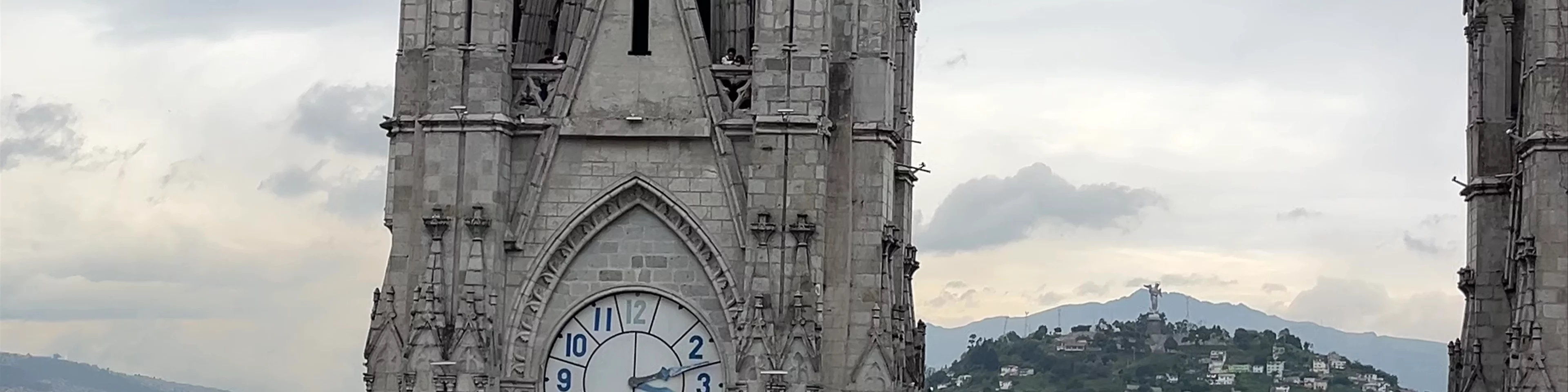 Torre 1 de Basílica del Voto Nacional