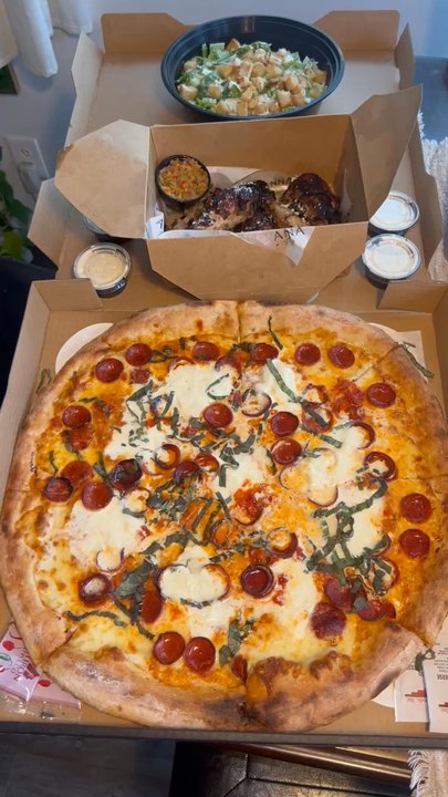 Anna Pizza - Pizza Near Me - Los Angeles, California