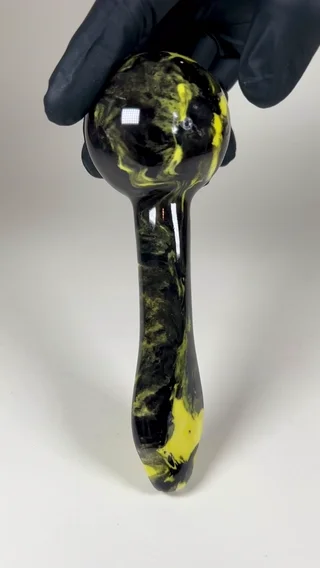 Preview pic of Spoon Pipe - 6.25 Inches - Ceramic - Black and Yellow - FREE SHIPPING!