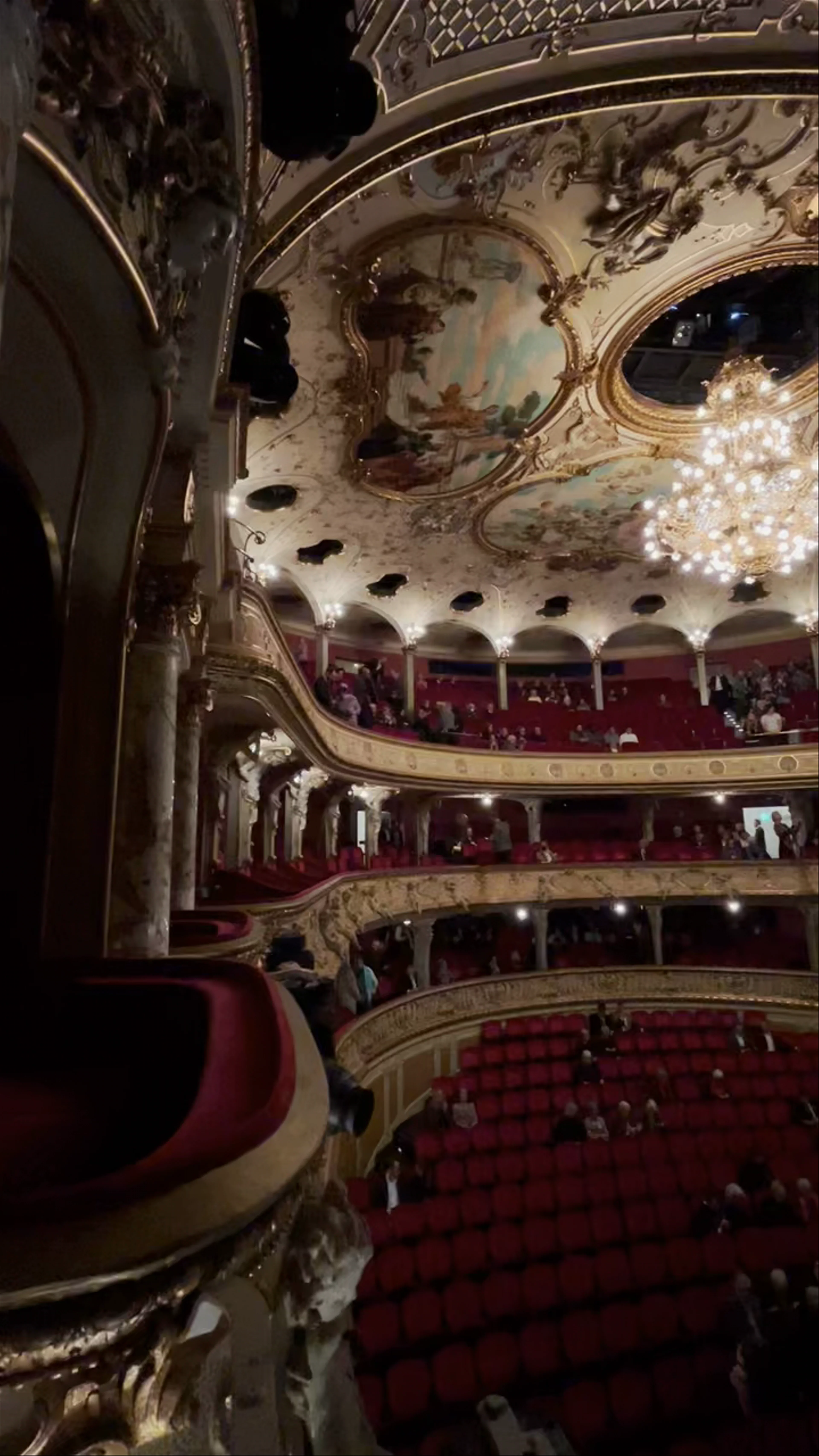Opernhaus