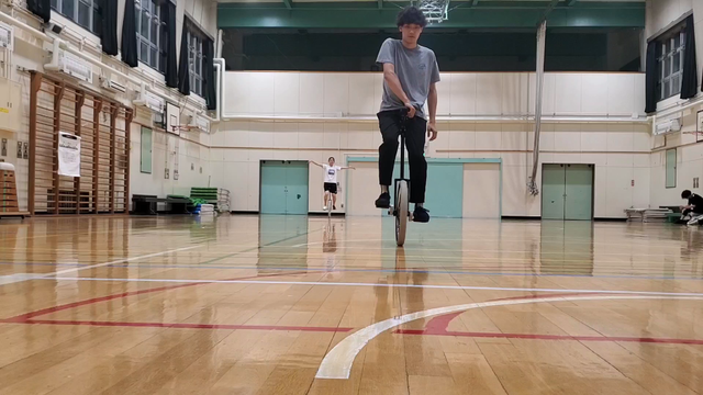 riu submission: fakie outspin - fakie inspin