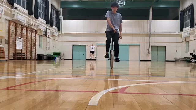 riu submission: fakie outspin - fakie inspin