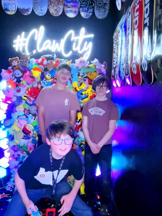 Claw City - Arcades Near Me - Springfield, Oregon