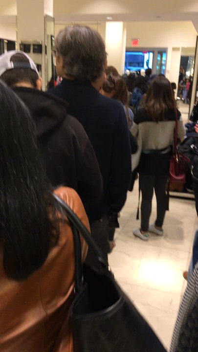 Zara - Yes this was the insane line with only 2 cashiers open + no AC. I almost collapsed I kid you not - Men's Clothing Near Me - Santa Monica, California