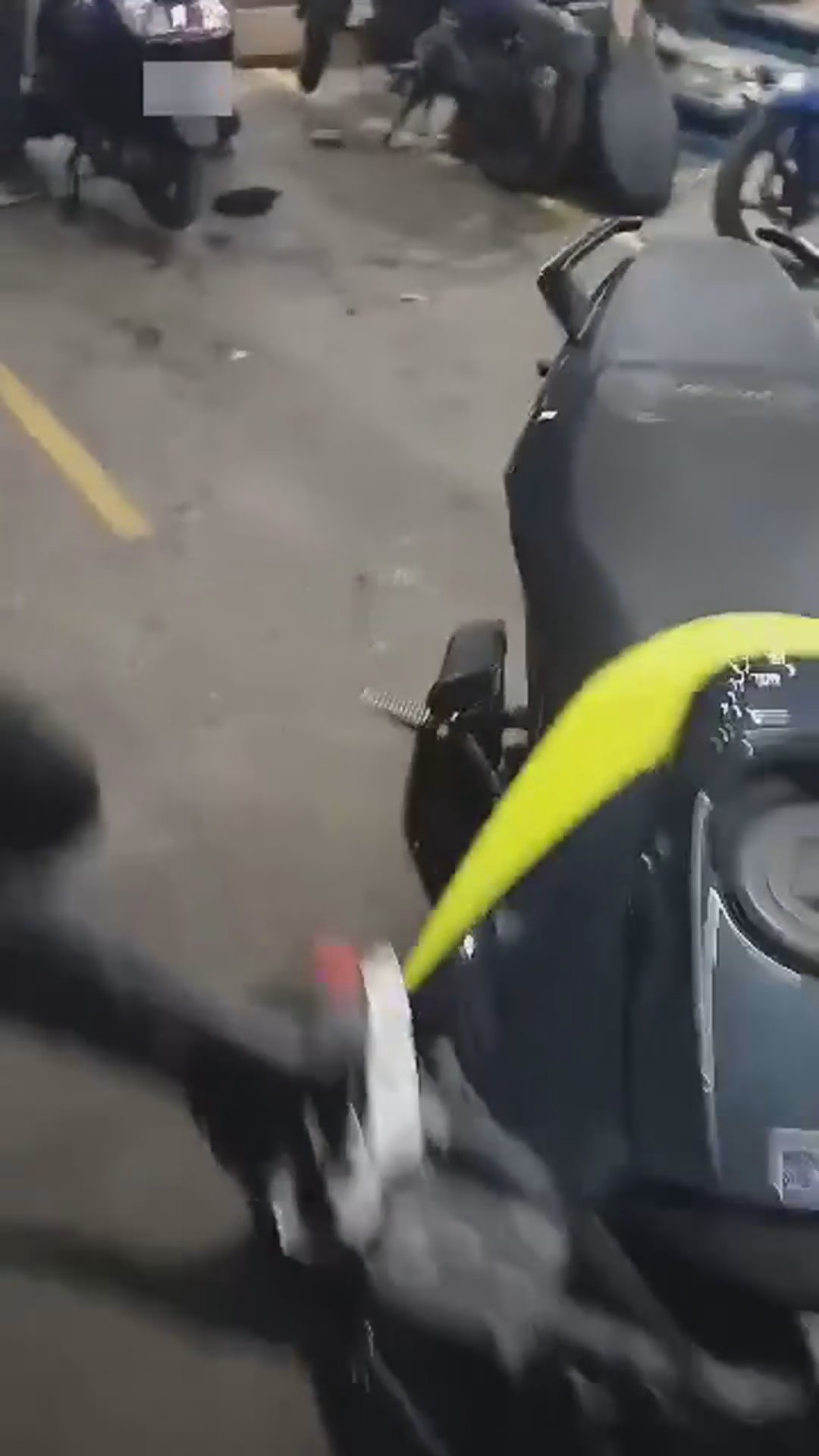 Walk-around video thumbnail