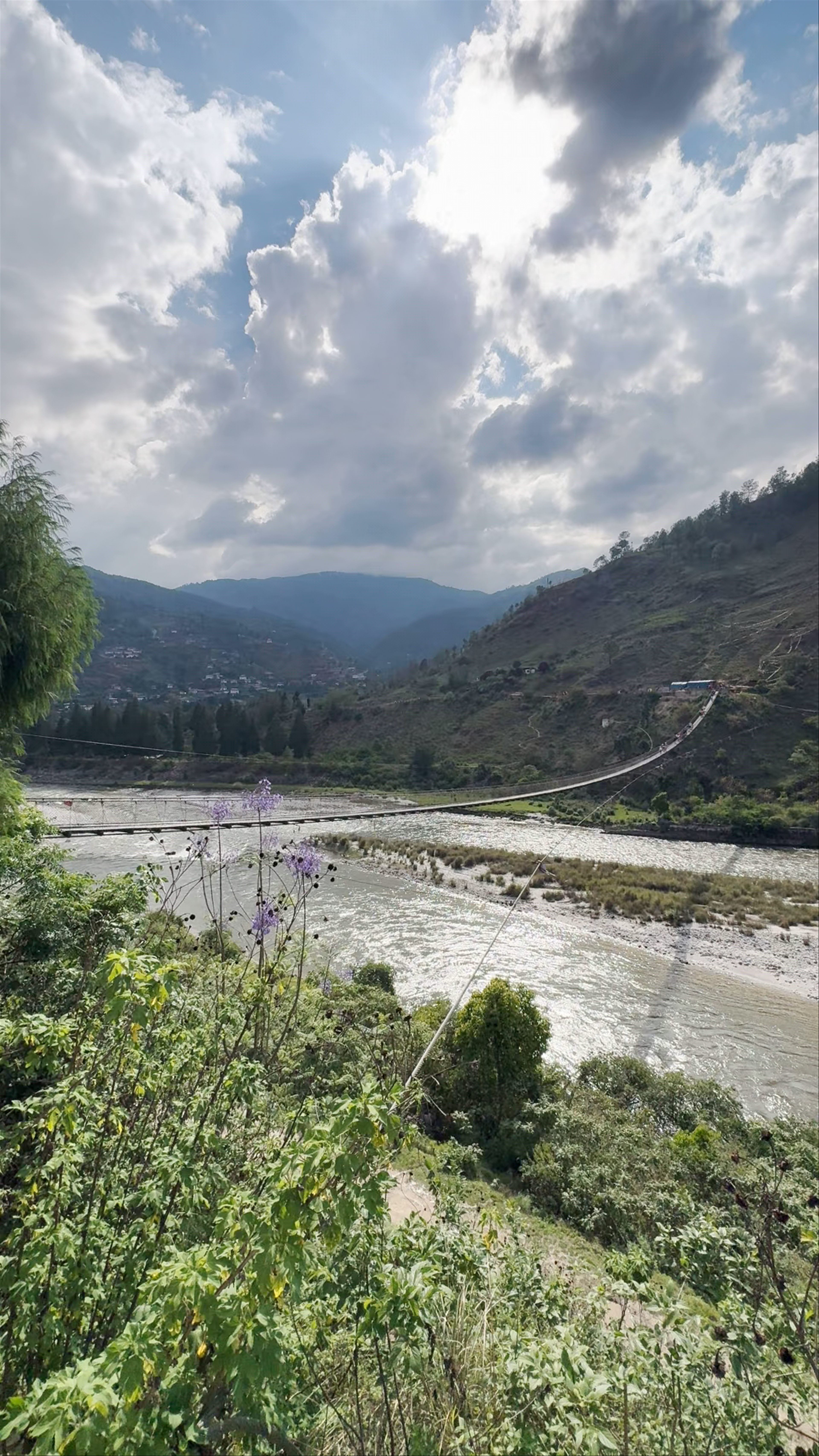 Punakha Suspension Bridge: A Thrilling Trek Across Bhutan’s Scenic River Valley