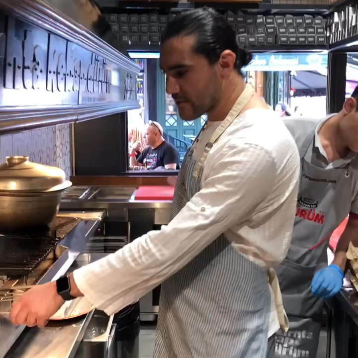 Zürüm - Wraps Near Me - Istanbul, 34