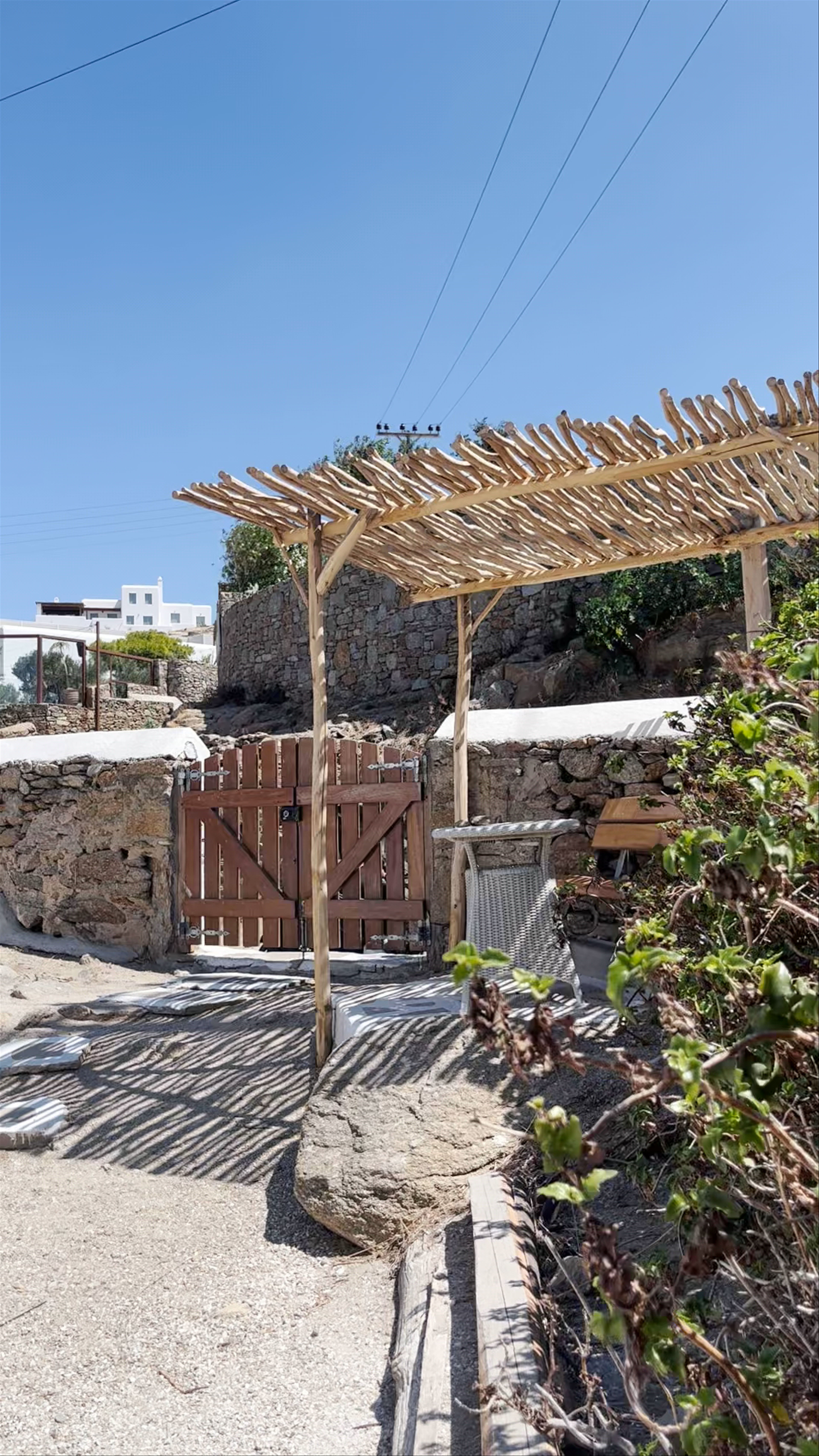 Boni's Windmill: Charming Traditional Landmark in Mykonos, Greece