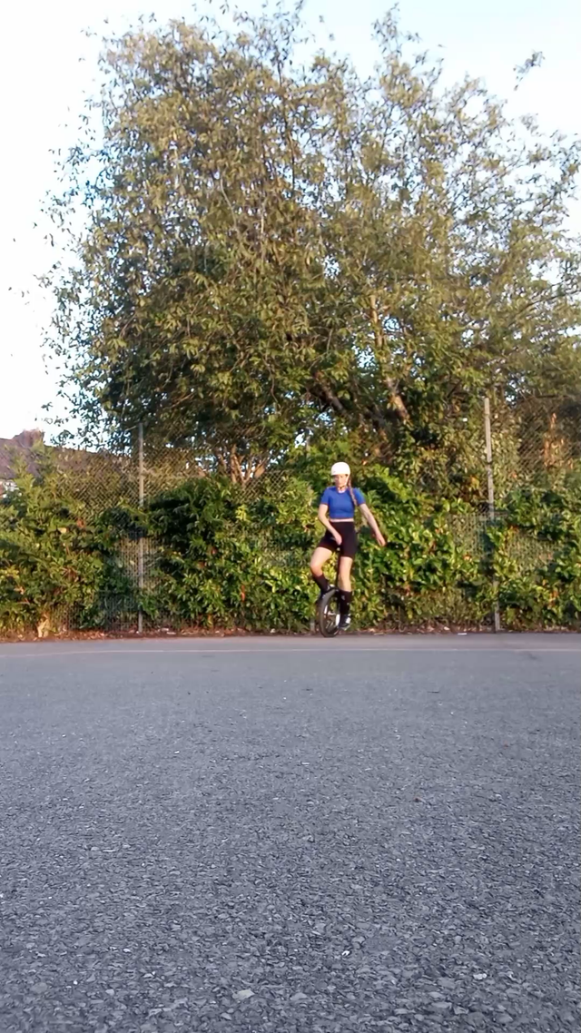 riu submission: 180 outspin 