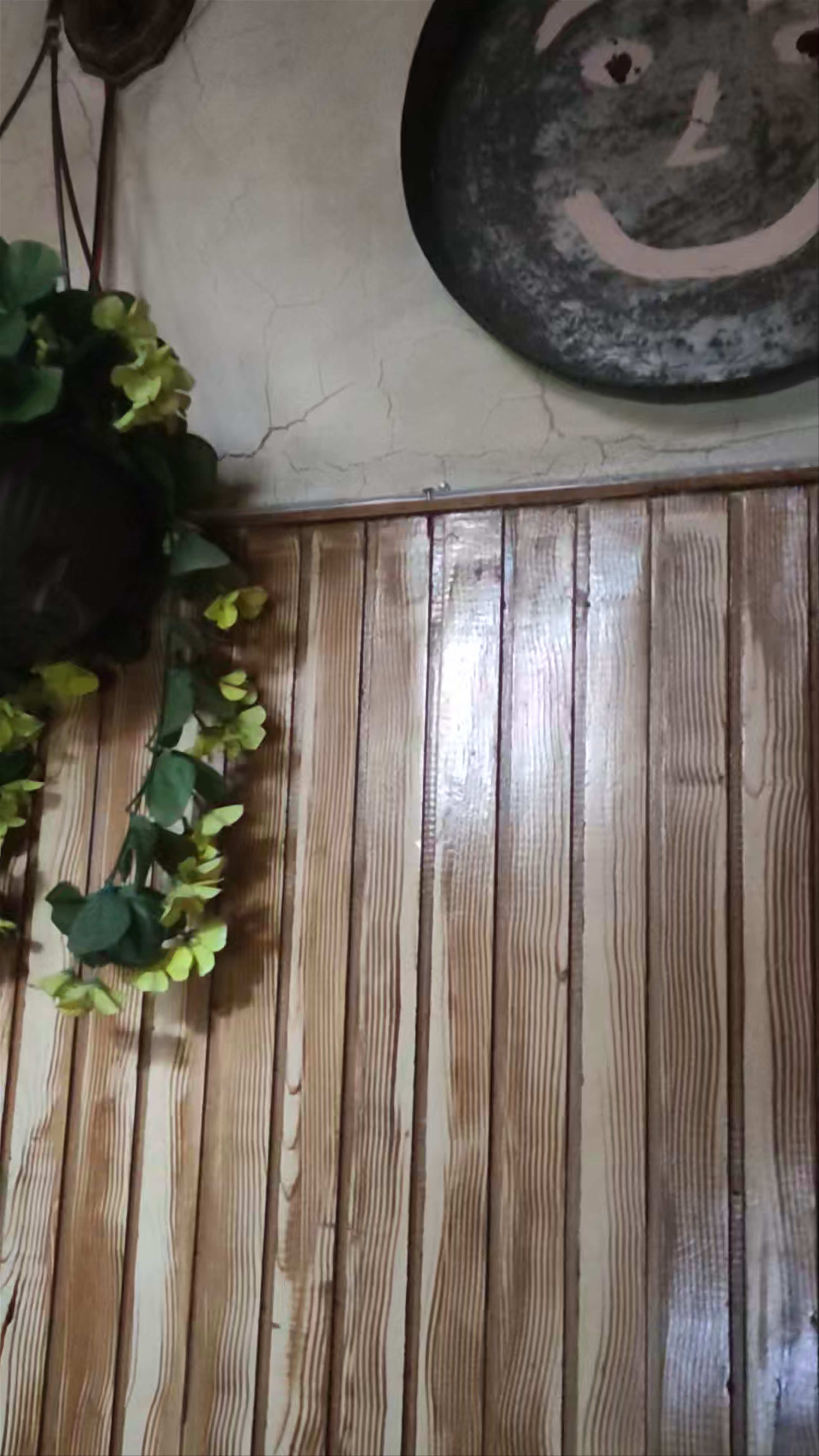 Cozy Rustic Café Ambiance in Skopje, North Macedonia
