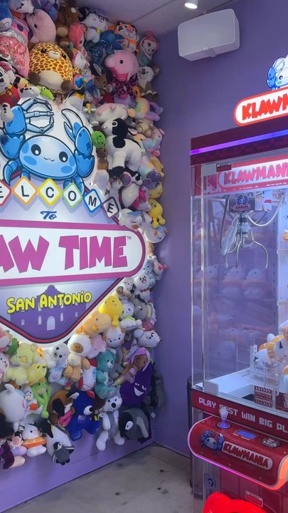Klaw Time - Arcades Near Me - San Antonio, Texas