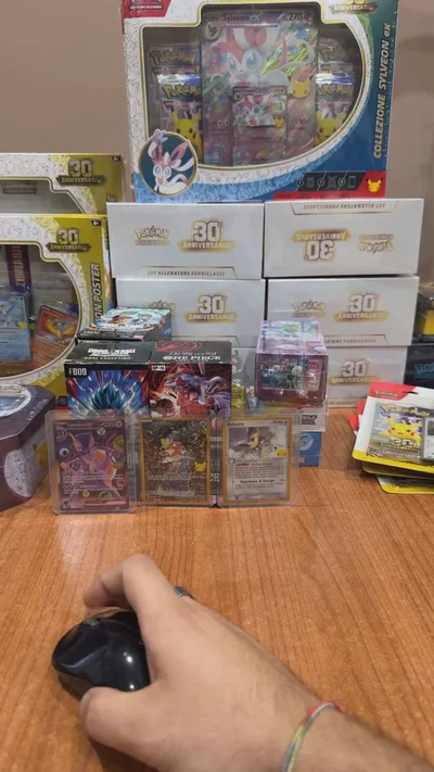 Pokemon 30th  Tin greninja image 1