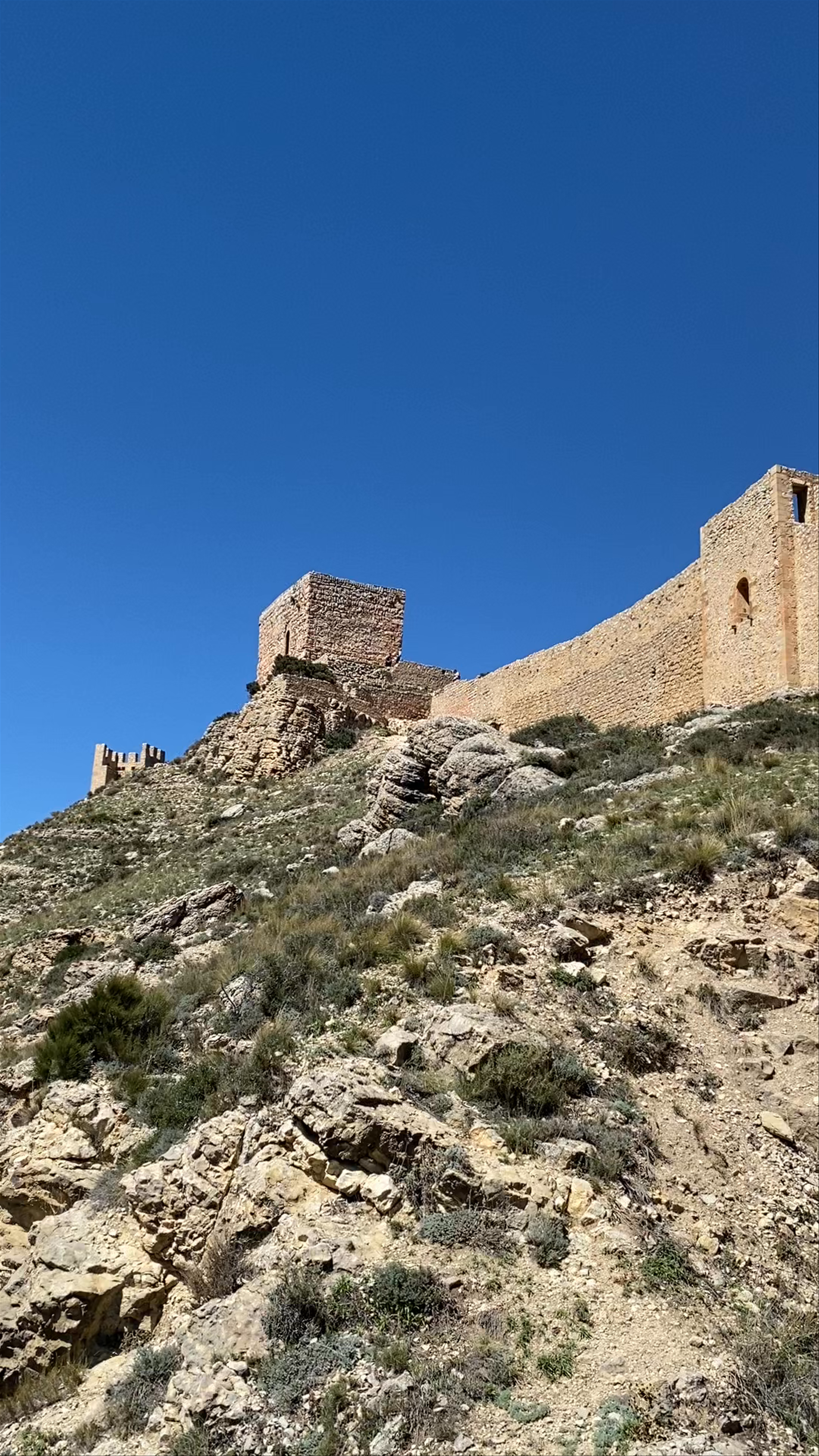 Subida a las Murallas de Albarracín