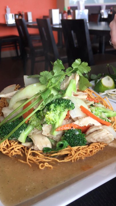 Simply Pho - Chicken and crispy noodle - Vietnamese Near Me - Lake Forest, California