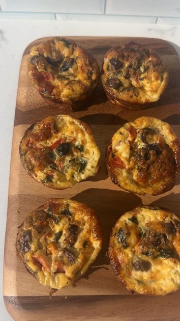 Egg Muffin Omelettes with Feta and Olives | alicelovesbreakfast