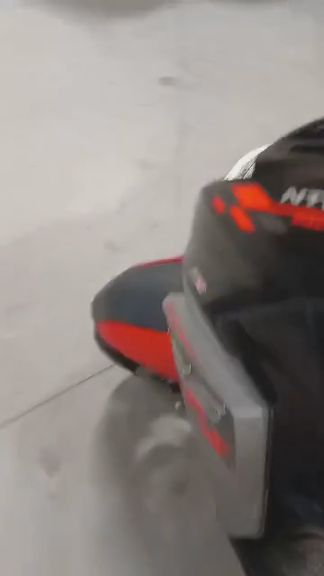 Walk-around video thumbnail