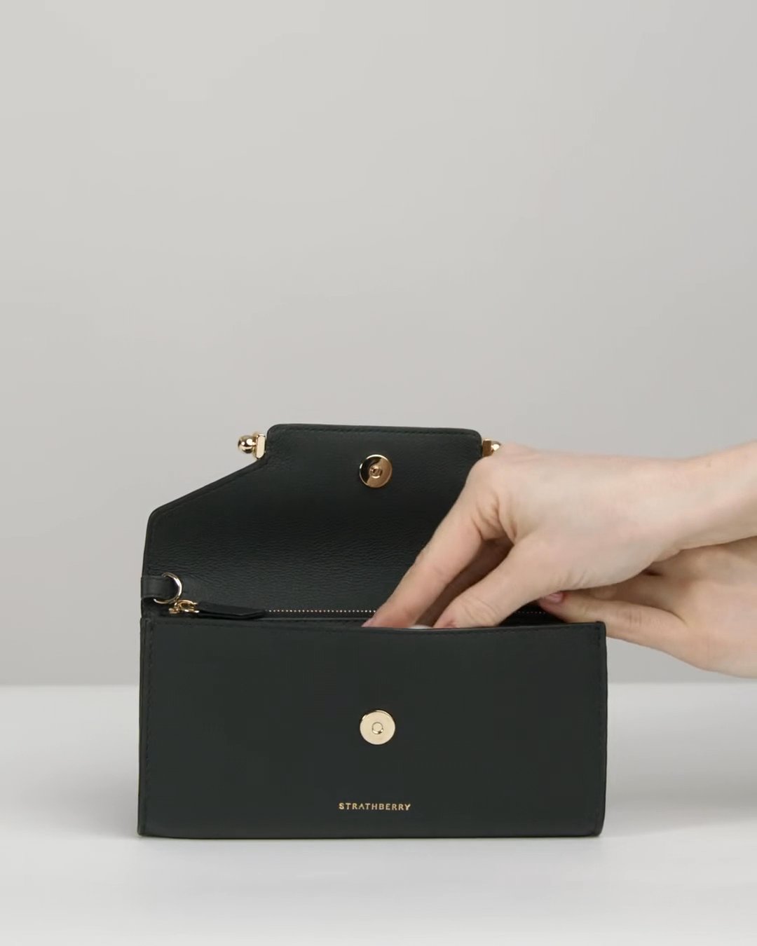 Strathberry - Multrees Chain Wallet - Crossbody Leather Mini