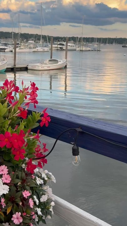 Butler's Flat - Seafood Near Me - Port Washington, New York