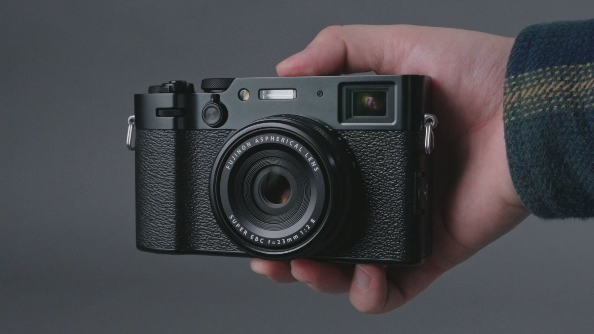Fujifilm X100VI First Impressions | Sample Photos & Specs | Moment