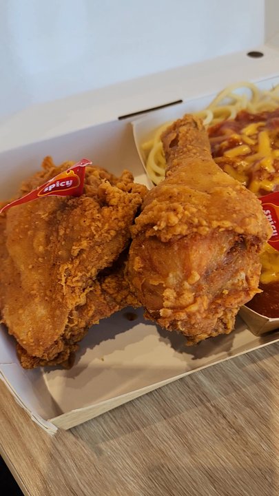 Jollibee - Chicken Shop Near Me - Alexandria, Virginia