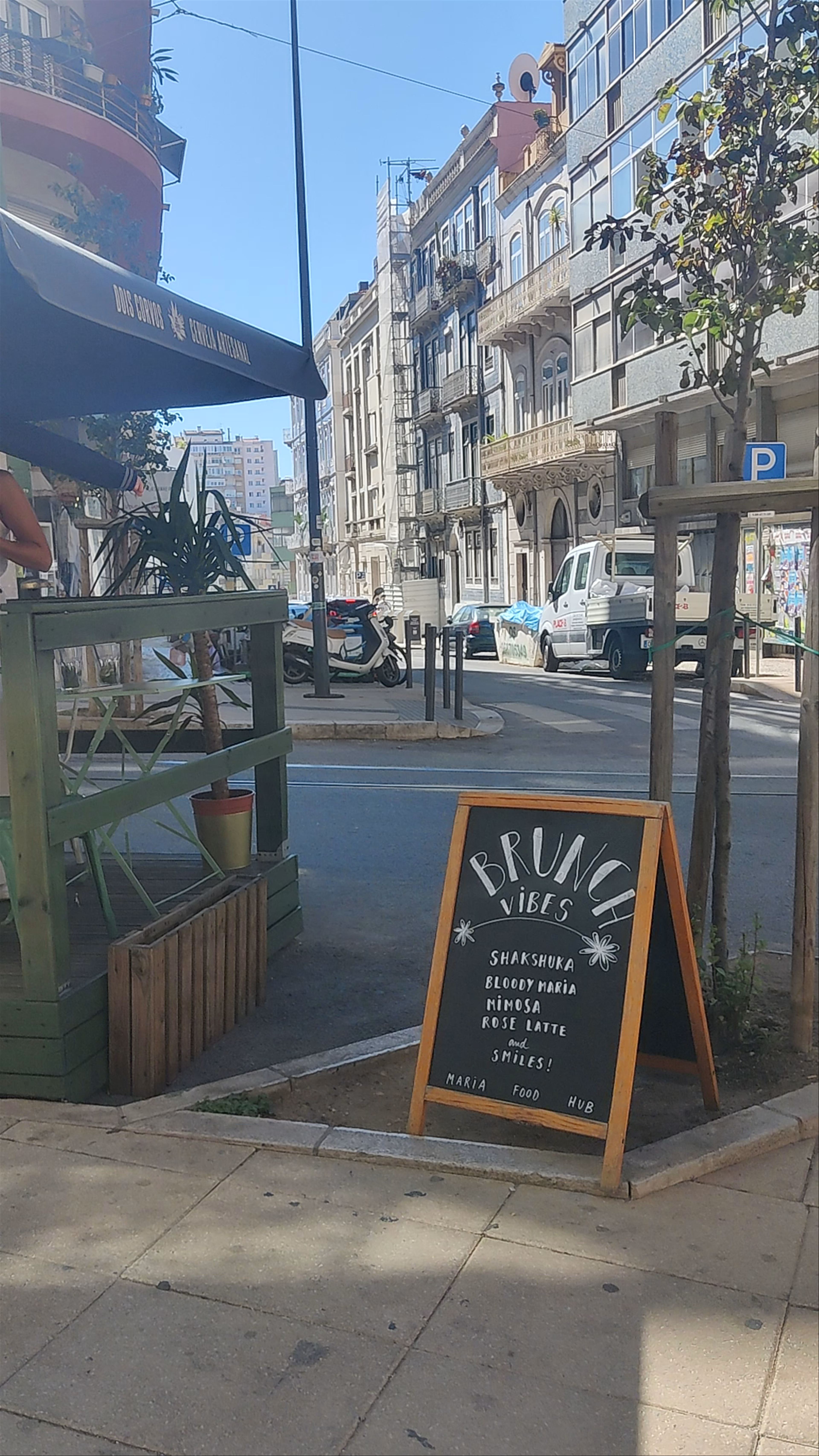 Sunny Brunch Vibes at Maria Food Hub, Lisbon