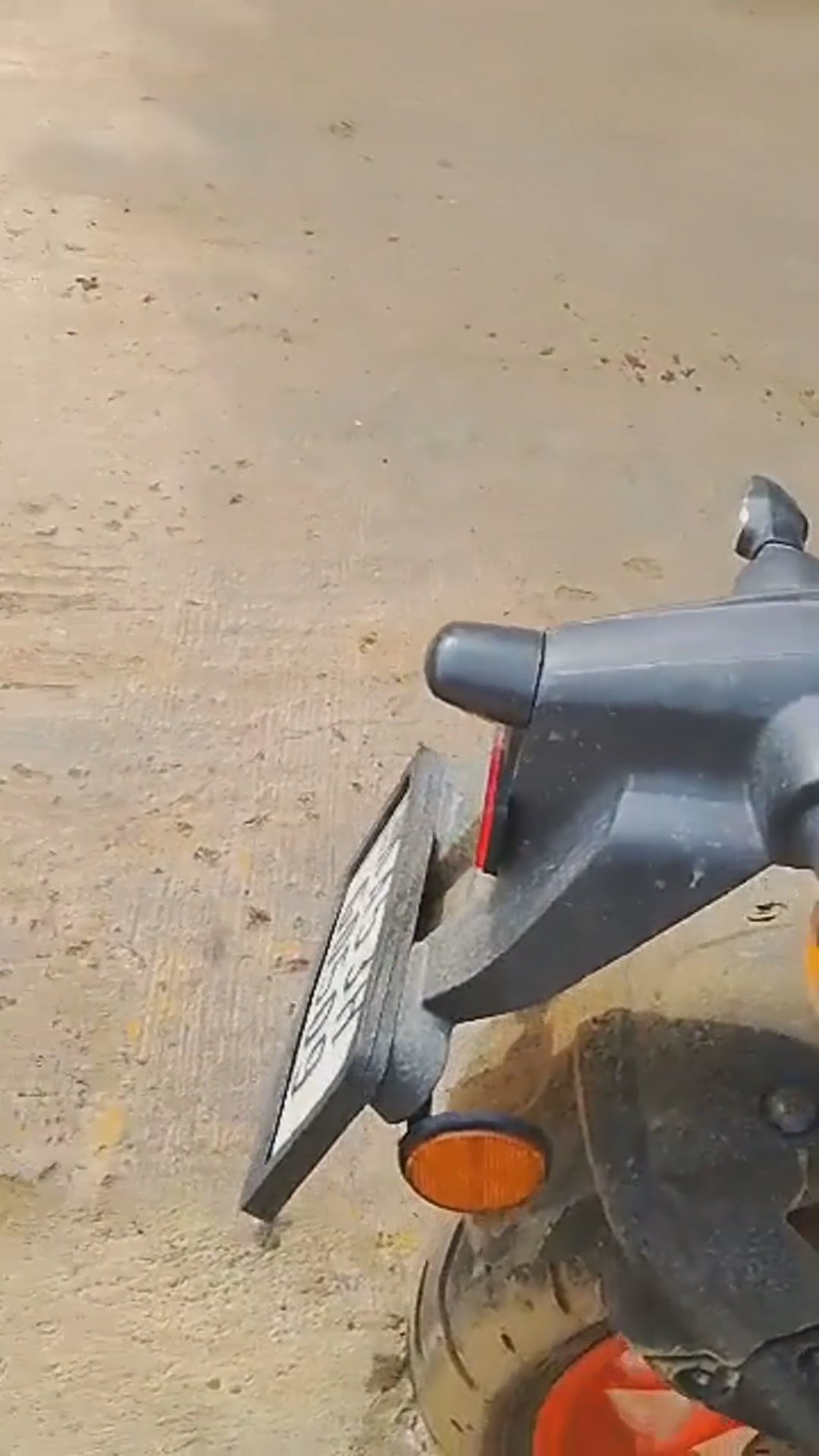 Walk-around video thumbnail
