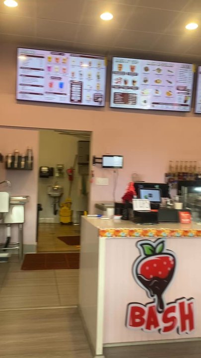 Chocolate Bash - Video of interior - Creperies Near Me - San Leandro, California