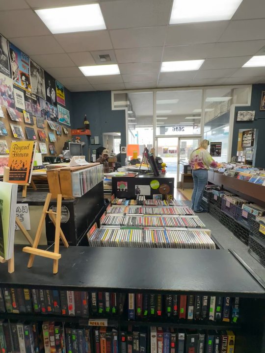 Poo-Bah Record Shop - Music & DVDs Near Me - Pasadena, California