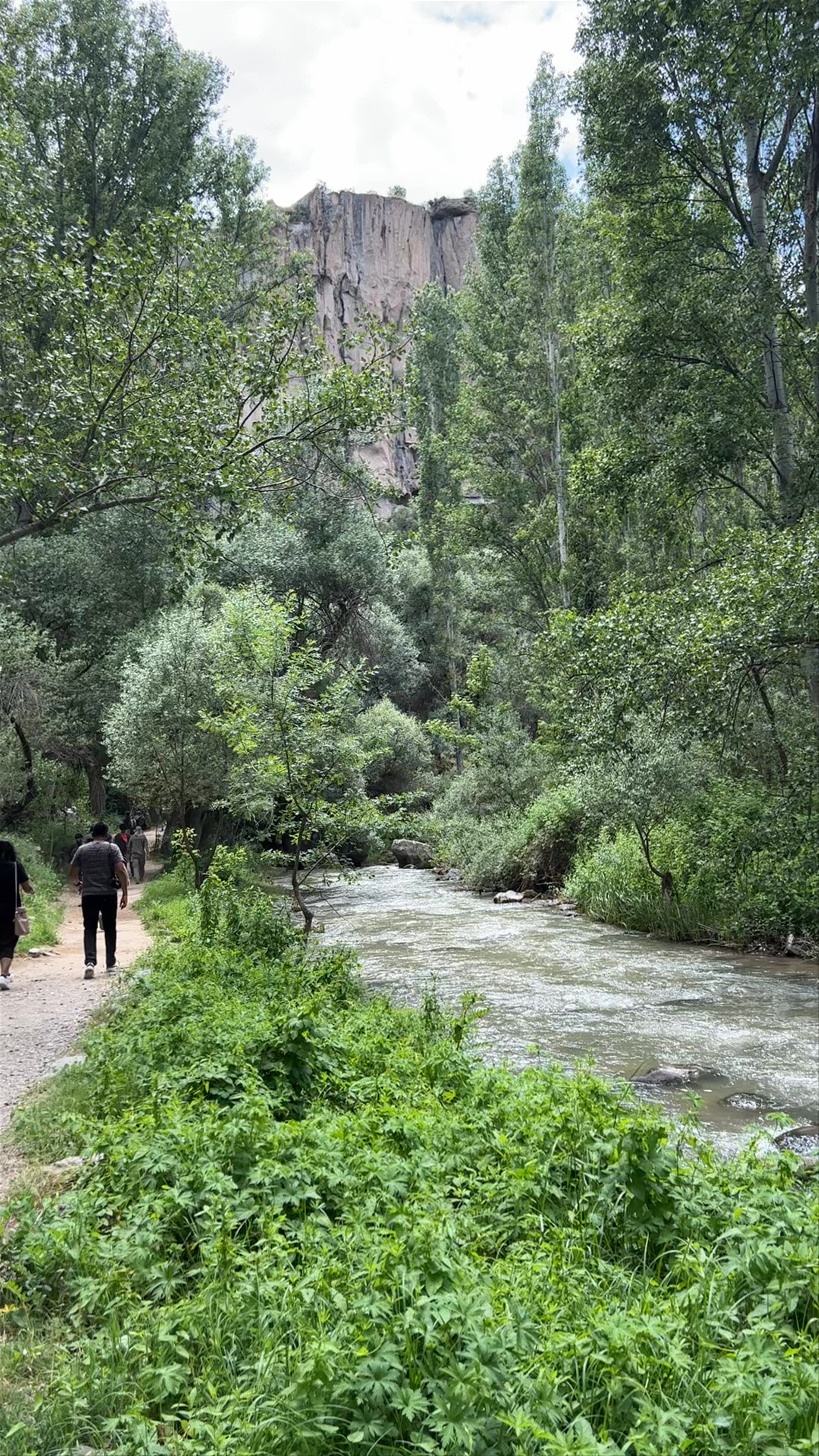 Ilhara Valley Trailhead