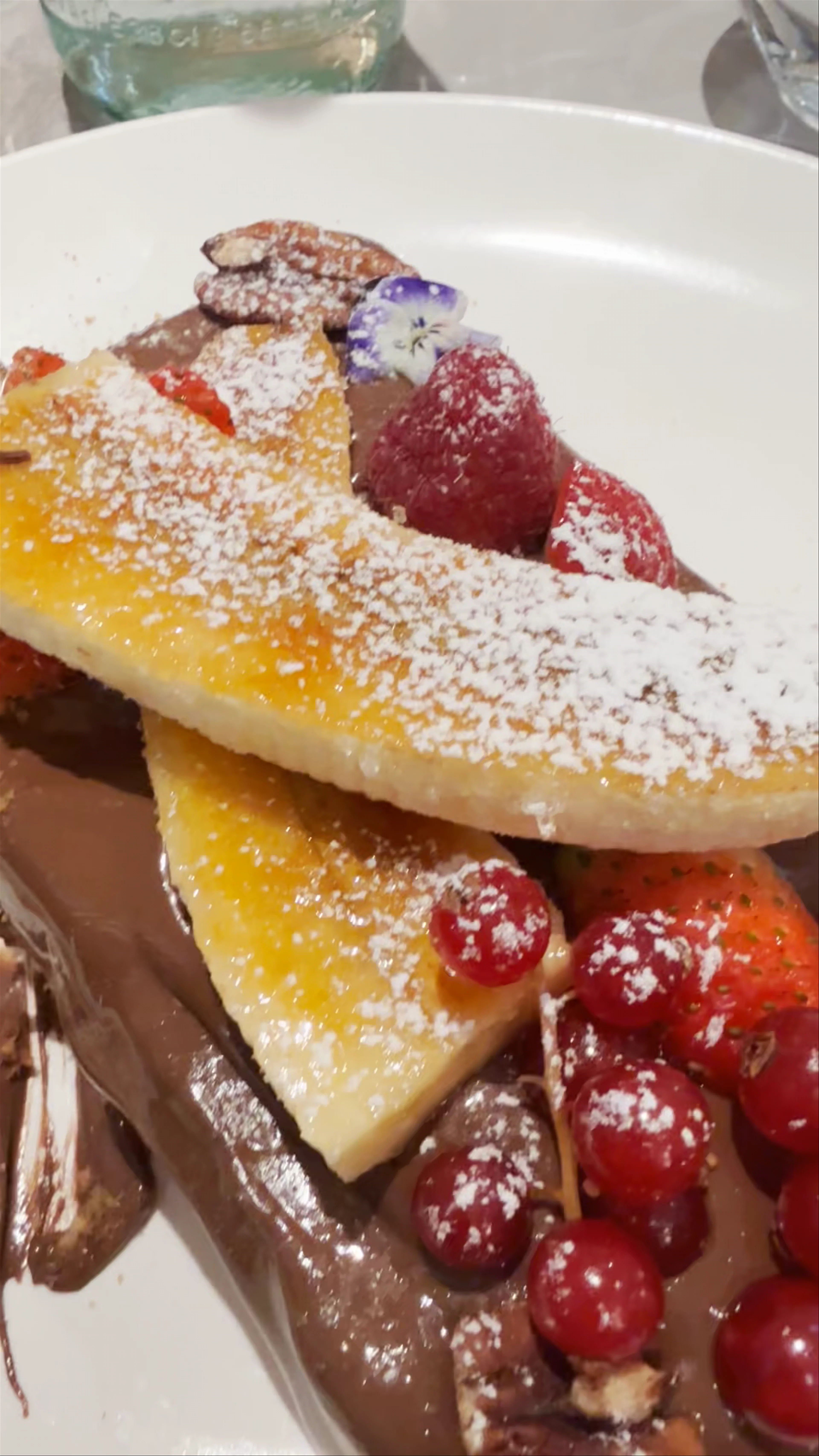 Mayfair 39, Calea Victoriei