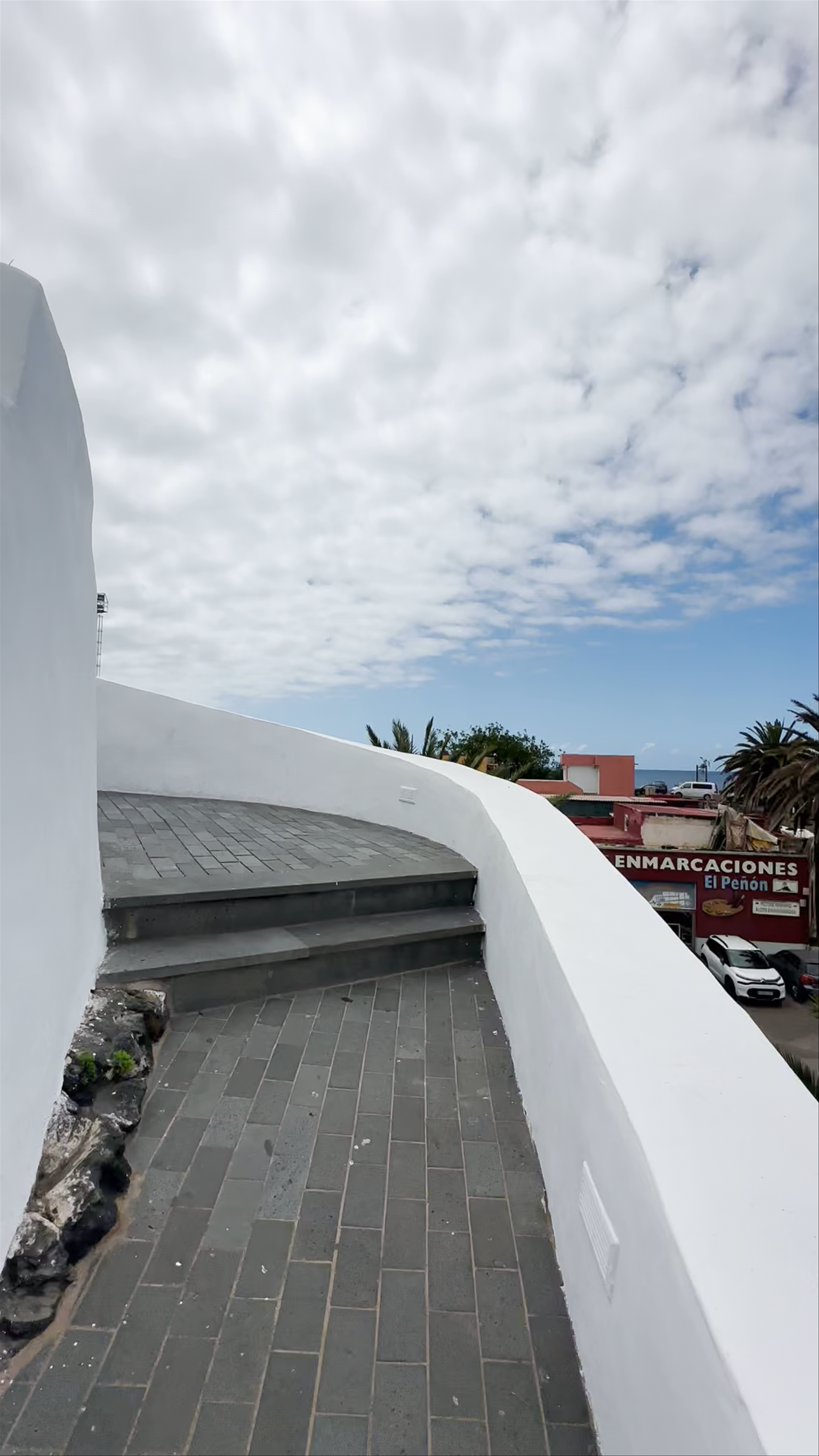 El Peñon del Fraile: Coastal Charm and Panoramic Views in Puerto de la Cruz