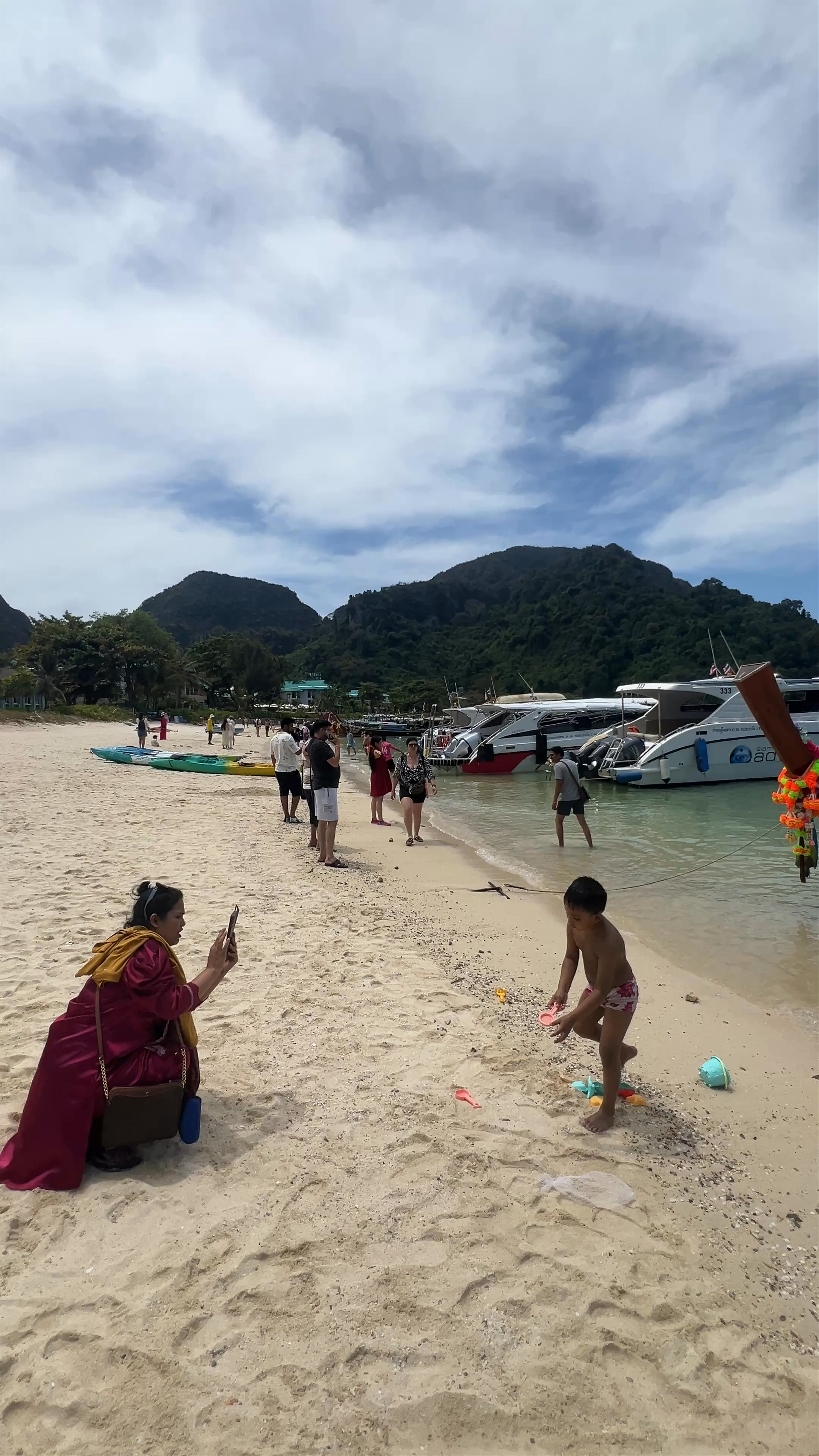 Phi Phi Don Island Beach Escape: Tropical Bliss in Ao Nang, Krabi