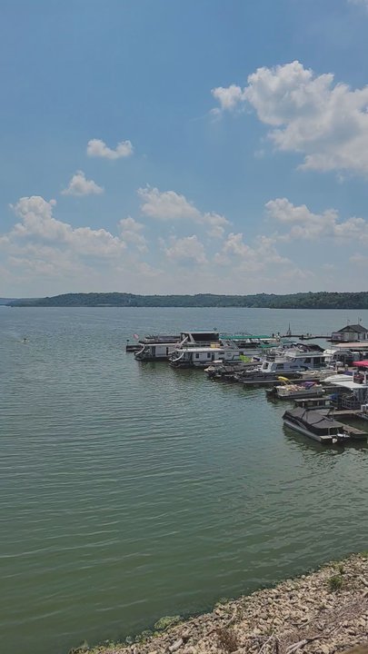 Ainsley's Cafe & Harbor Bar - New American Near Me - Liberty, Indiana