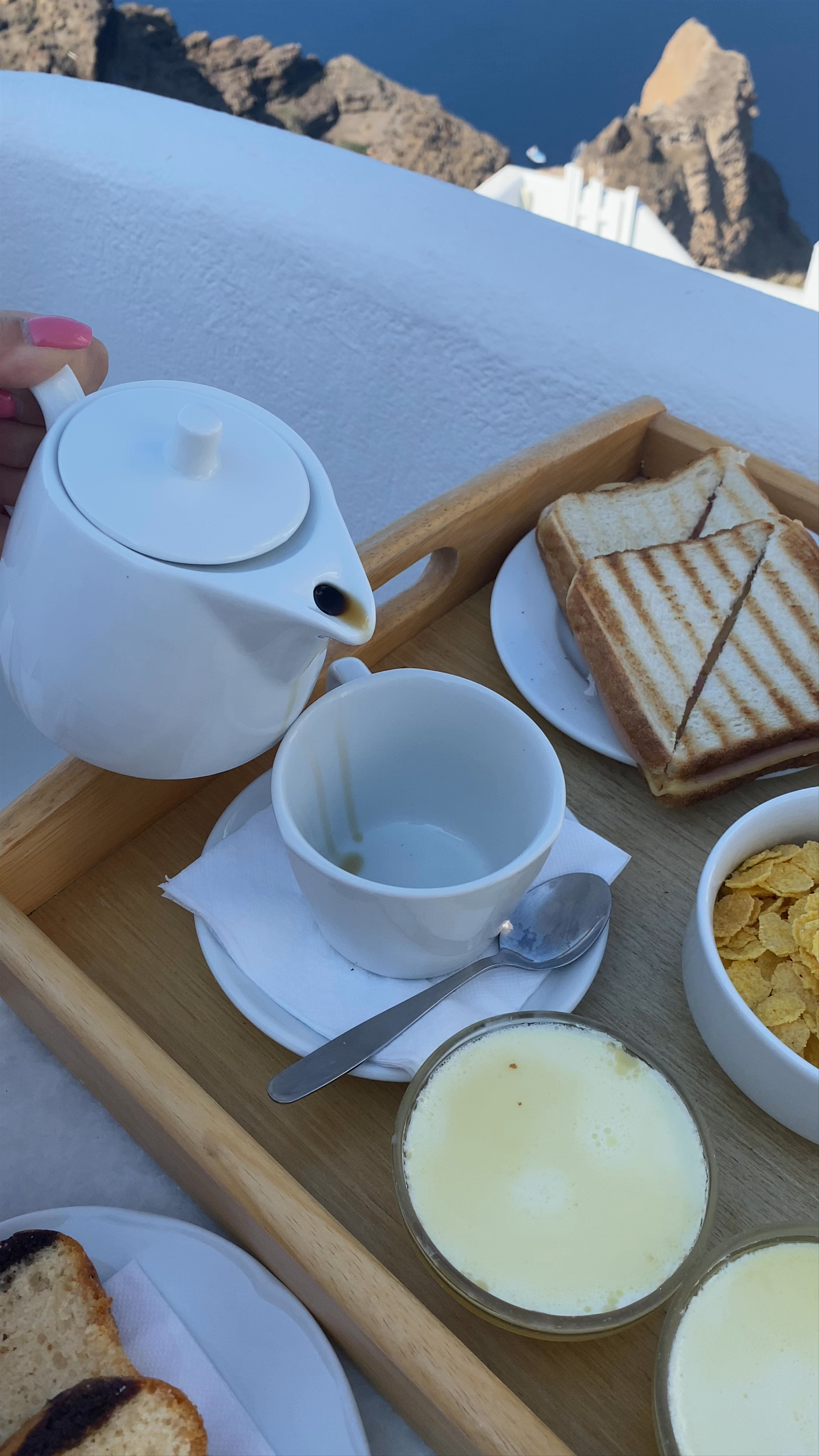 Breakfast with a Caldera View at Kamares Apartments, Santorini