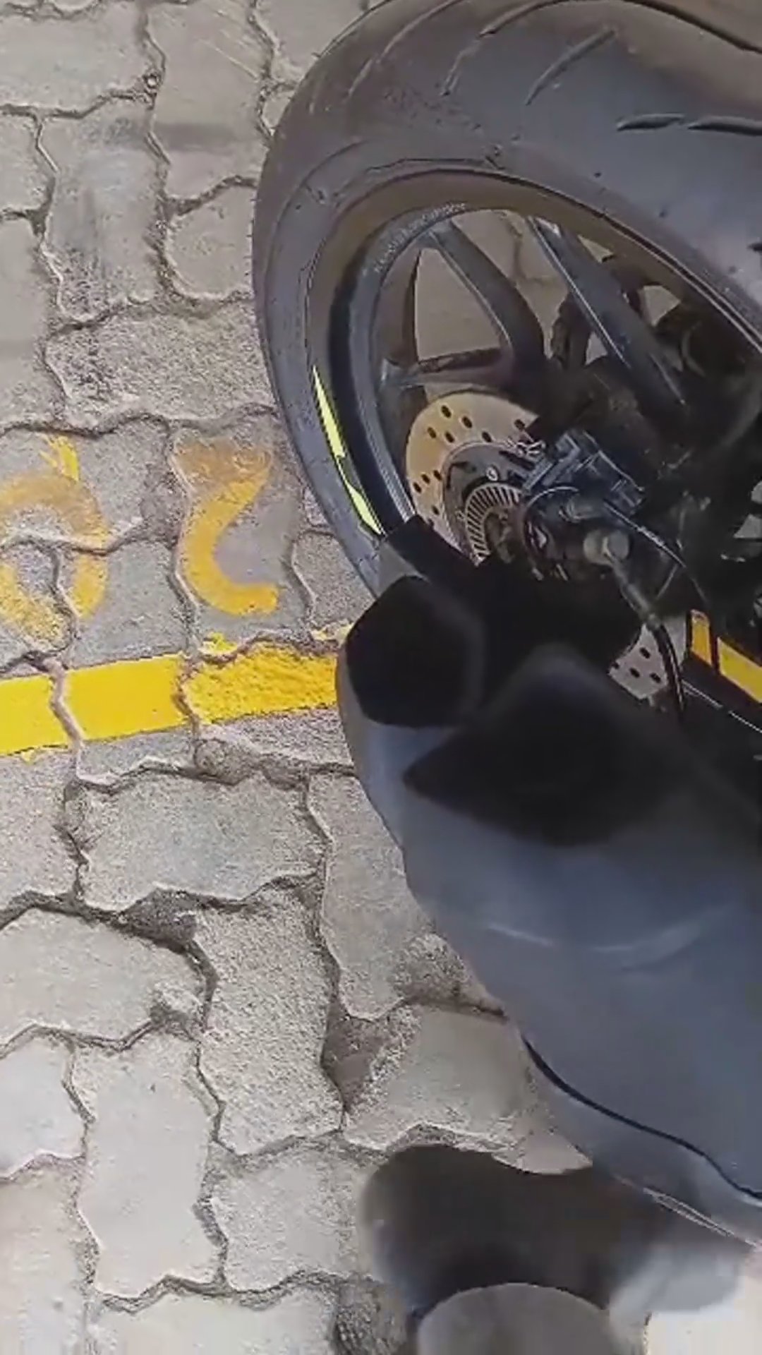 Walk-around video thumbnail