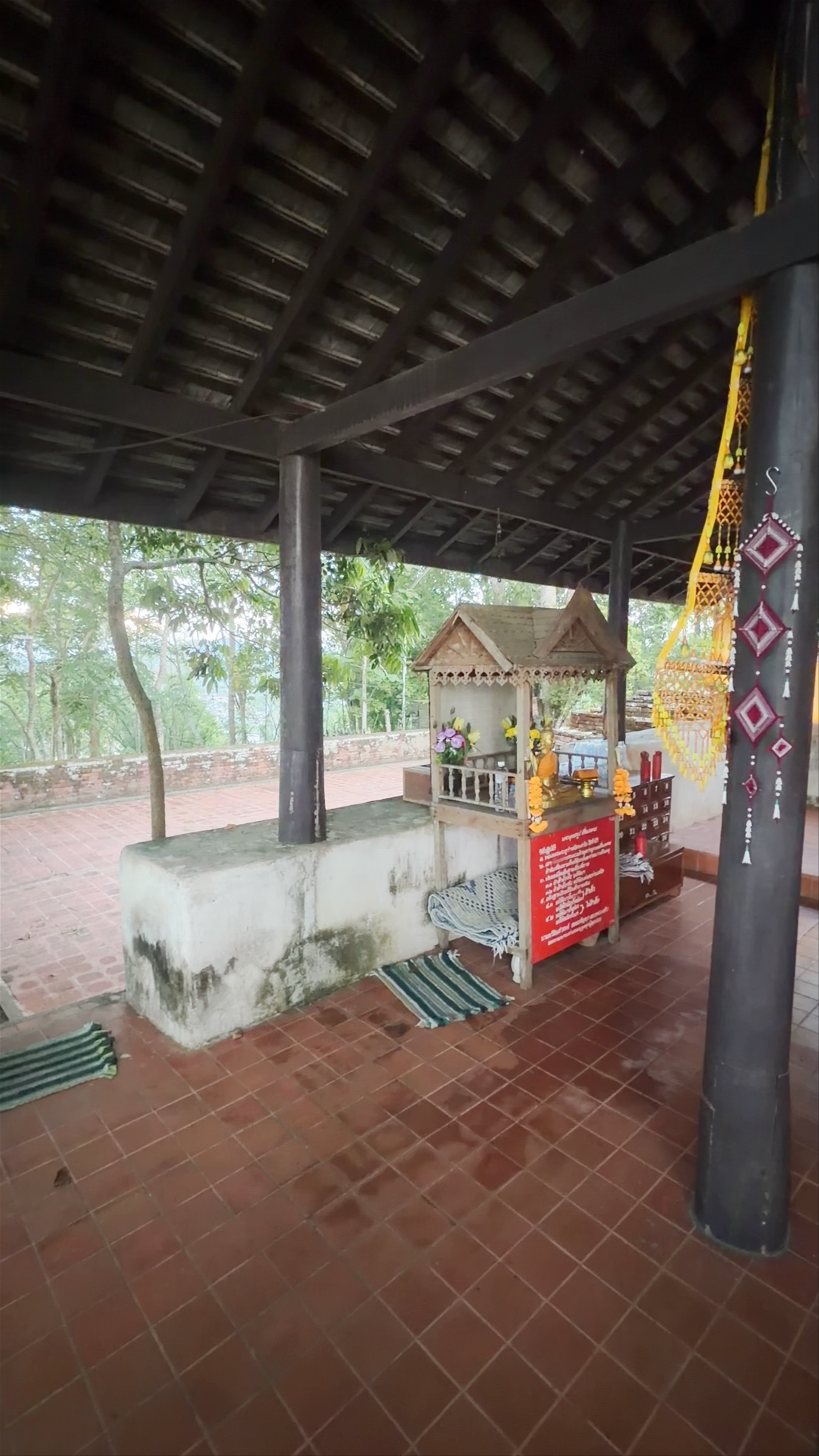 Phra That Doi Pu Khao