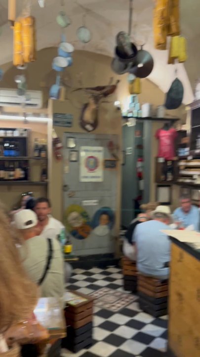 La Prosciutteria - There is a wide selection of food to add to the paninis and the atmosphere was fantastic for me. - Tuscan Near Me - Florence, FI