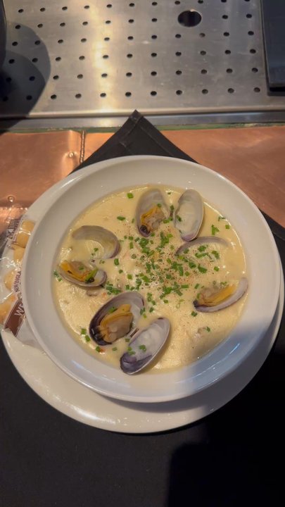 Water Grill - Bellevue - Clam chowder - Seafood Near Me - Bellevue, Washington